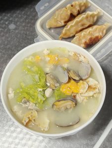 Creamy Tofu Soup with Clams