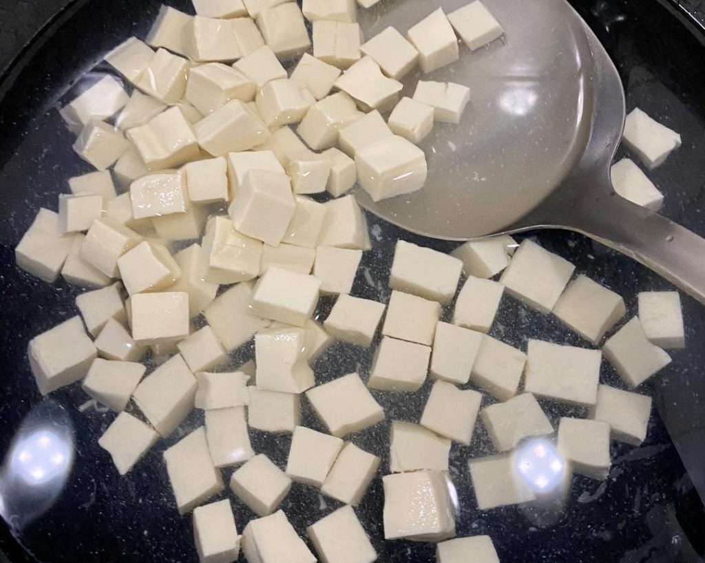 Blanch the Tofu