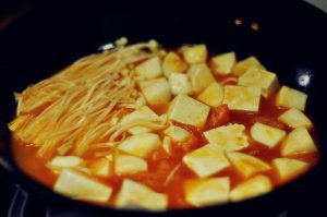 Simmer the Tofu and Mushrooms