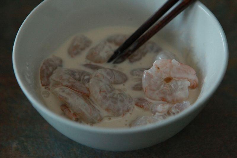 Marinate and Pan-Fry the Shrimp