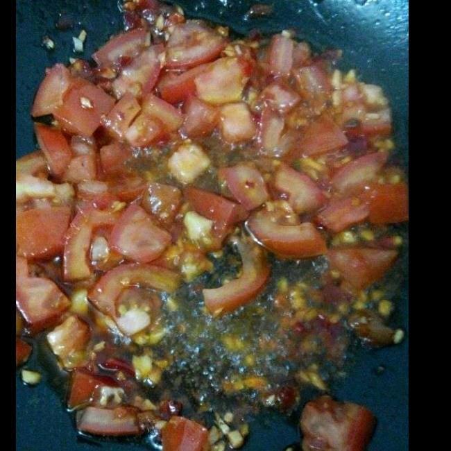 Fry the Paste and Tomato
