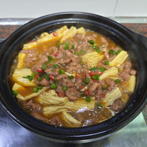 Satay Beef & Yuba Tomato Pot (牛肉腐竹番茄煲): The Sha-Cha Seal