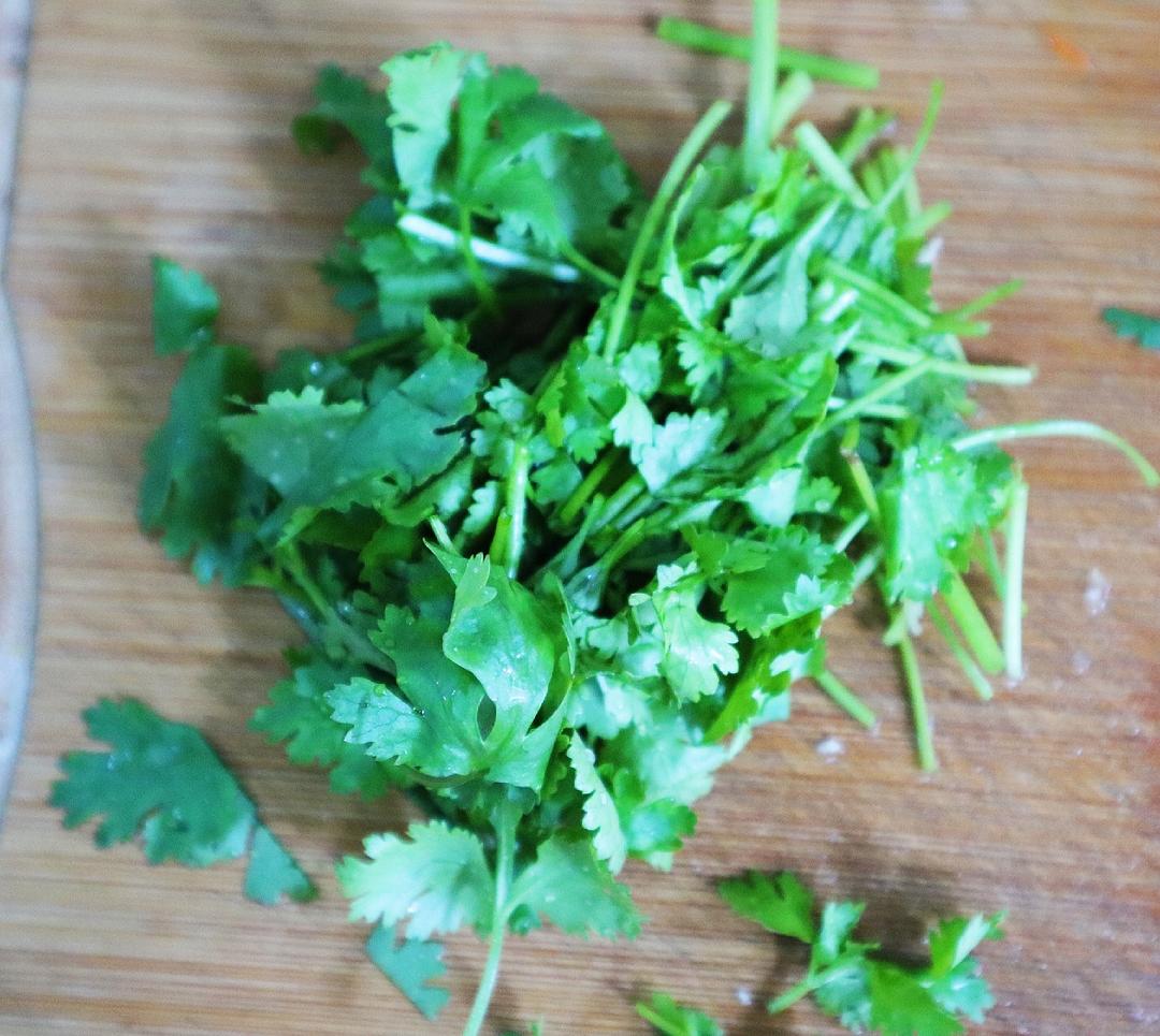 Wash and cut the cilantro into segments