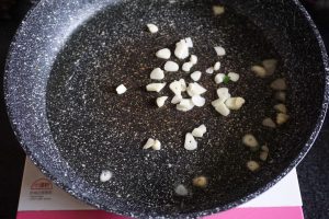 Leave a little oil in the pan and bloom the g