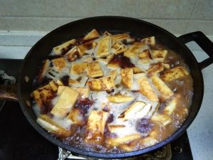 Stir well and boil over high heat, uncovered