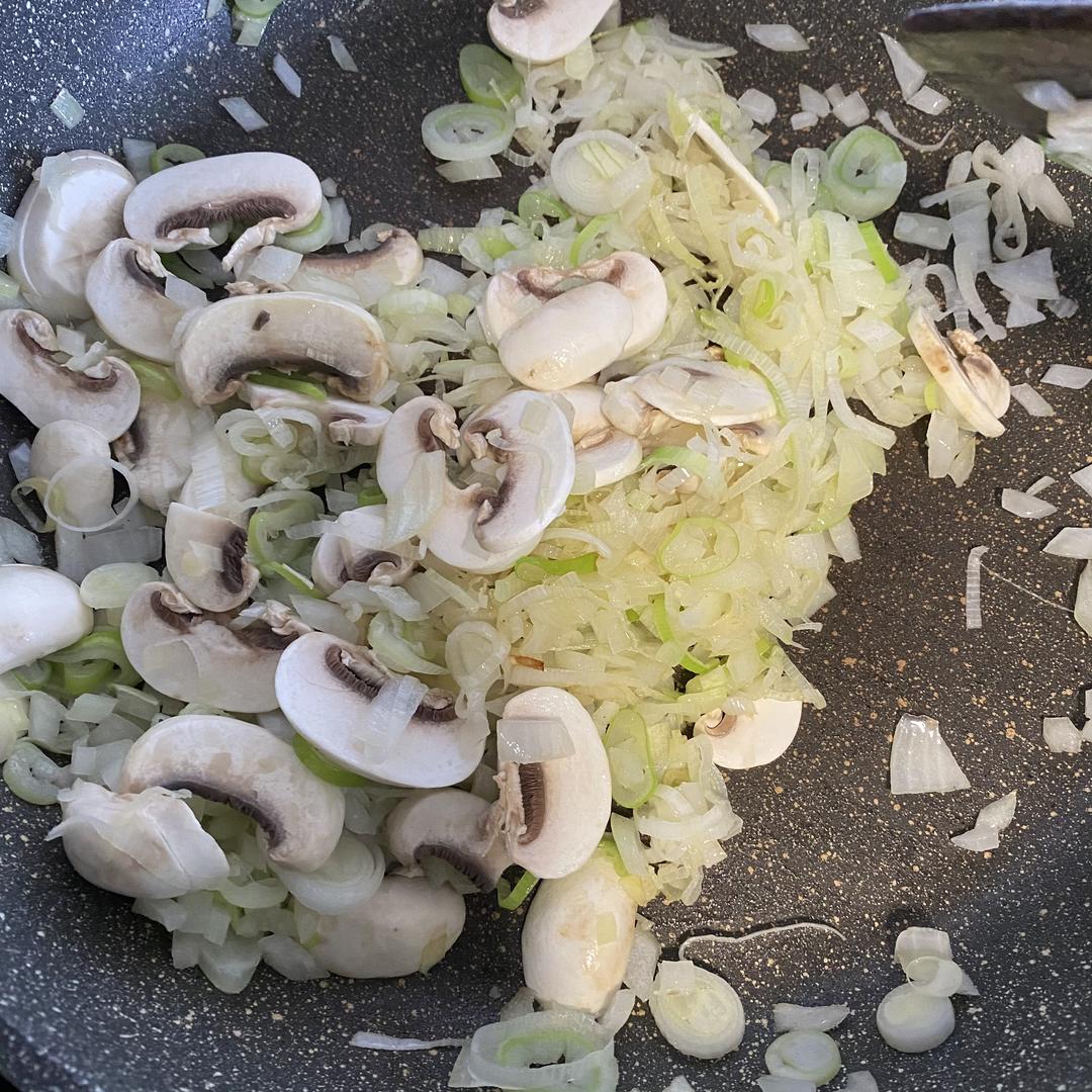 Heat oil in the pot and stir the onion and sc