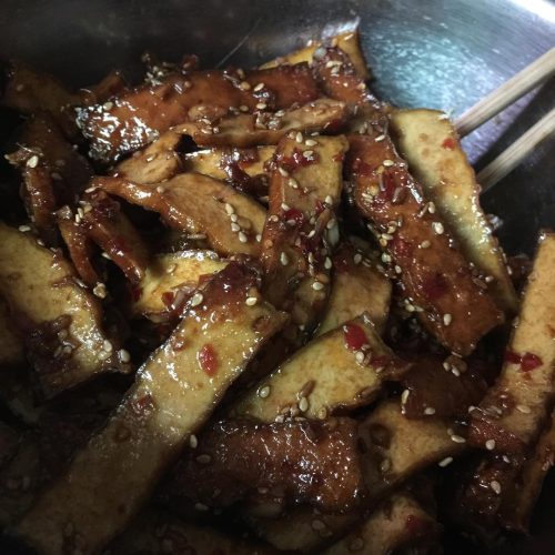 Mala Smoked Dougan Snack (麻辣香干): The Couch-Side Crisp