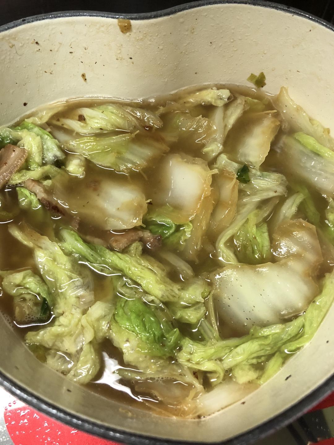 Pour in a bowl of hot water - level with the