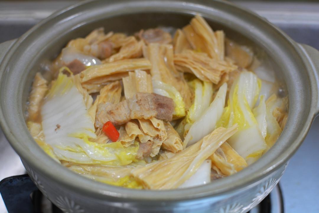 Transfer to a clay pot - or finish in the ski
