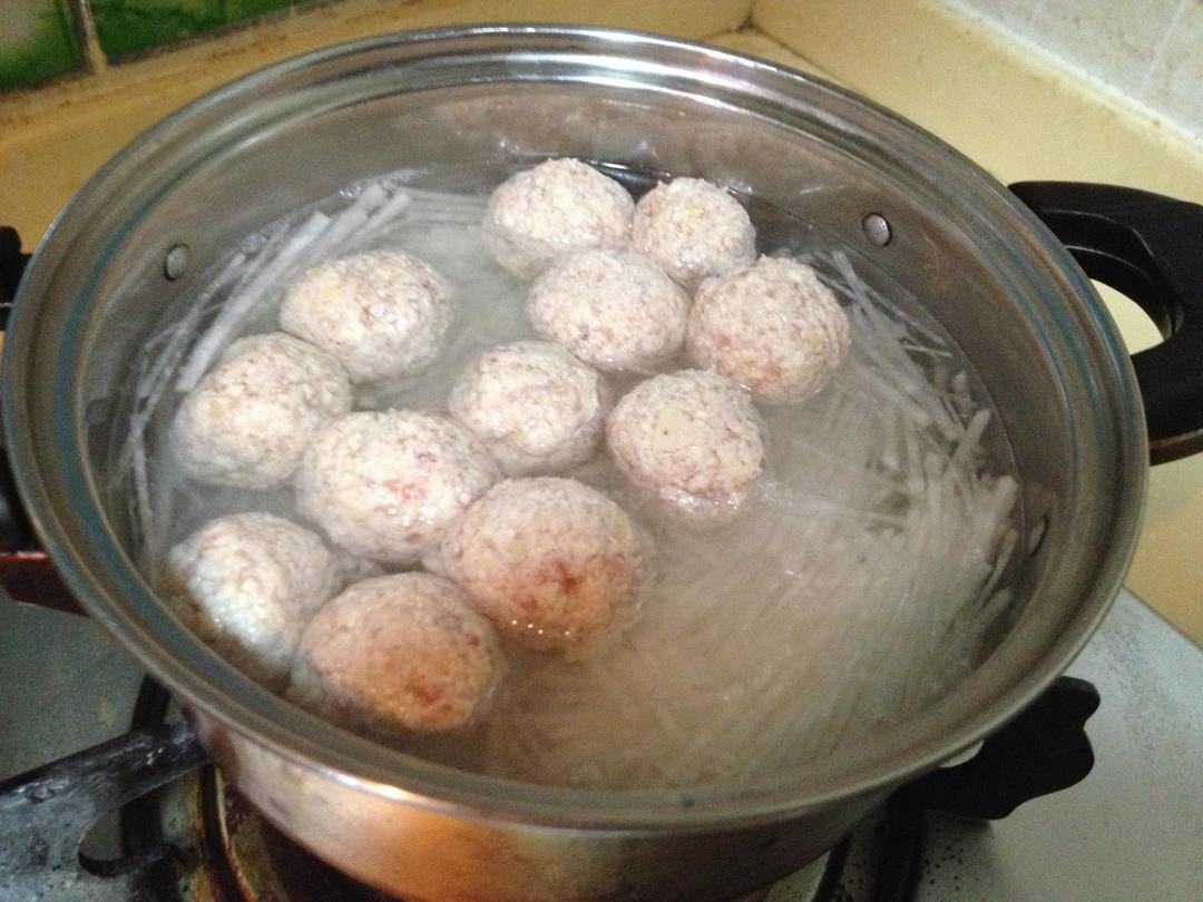 Put the shreds in the pot with cold water (sp