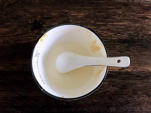 Mix one spoon of cornstarch with three of wat
