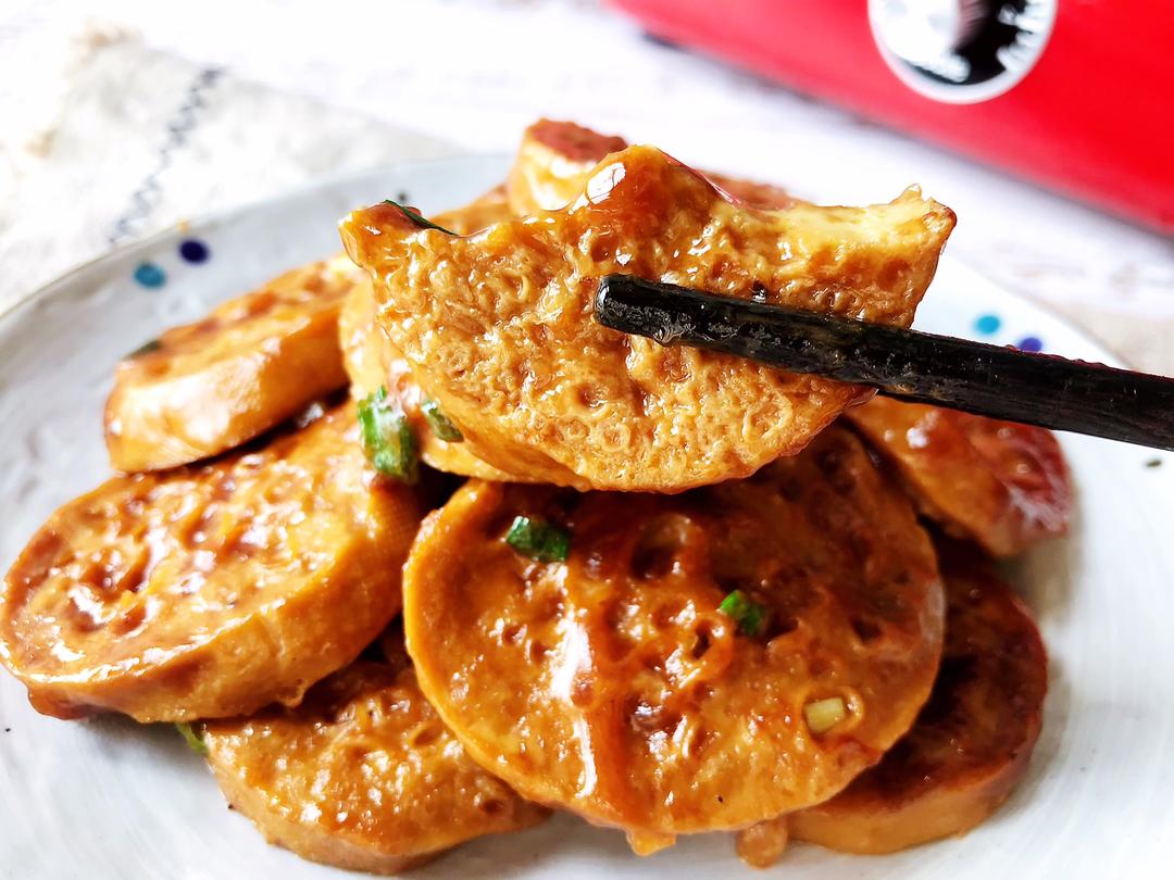 Plump and saucy - good to look at, better to