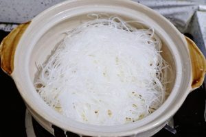 Add the soaked vermicelli