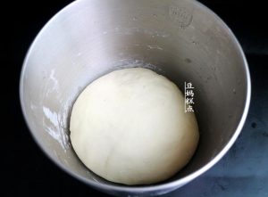 Check the dough for honeycomb