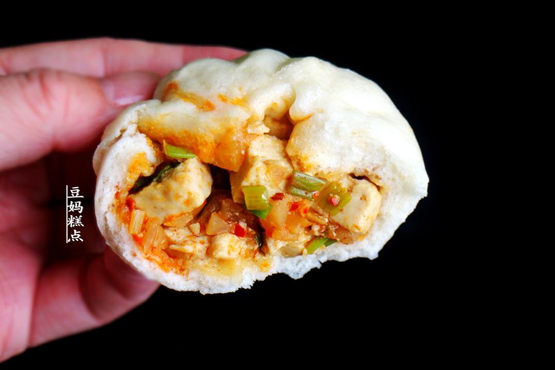 Try the tofu baozi
