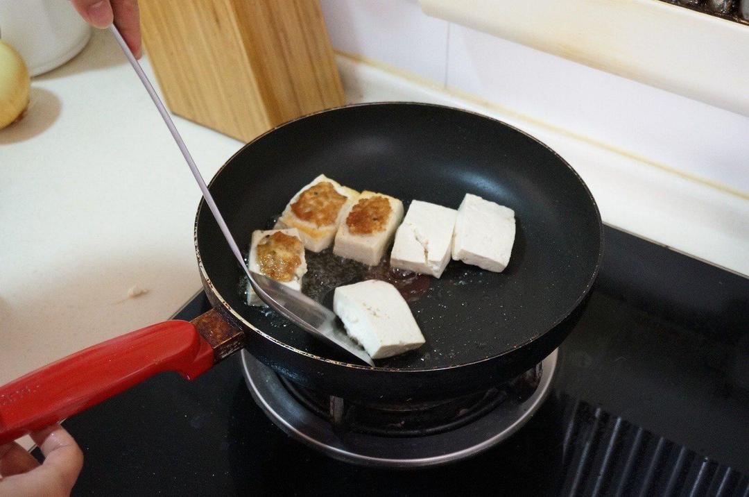When charred gold, flip with care
