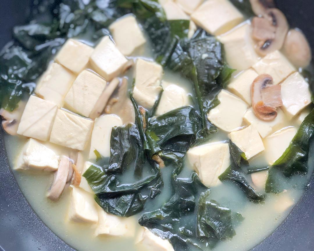 Season and ladle out - the broth is milky whi
