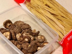 The yuba and shiitake - quality dried goods m