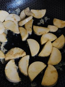 After a few minutes of frying, turn the piece